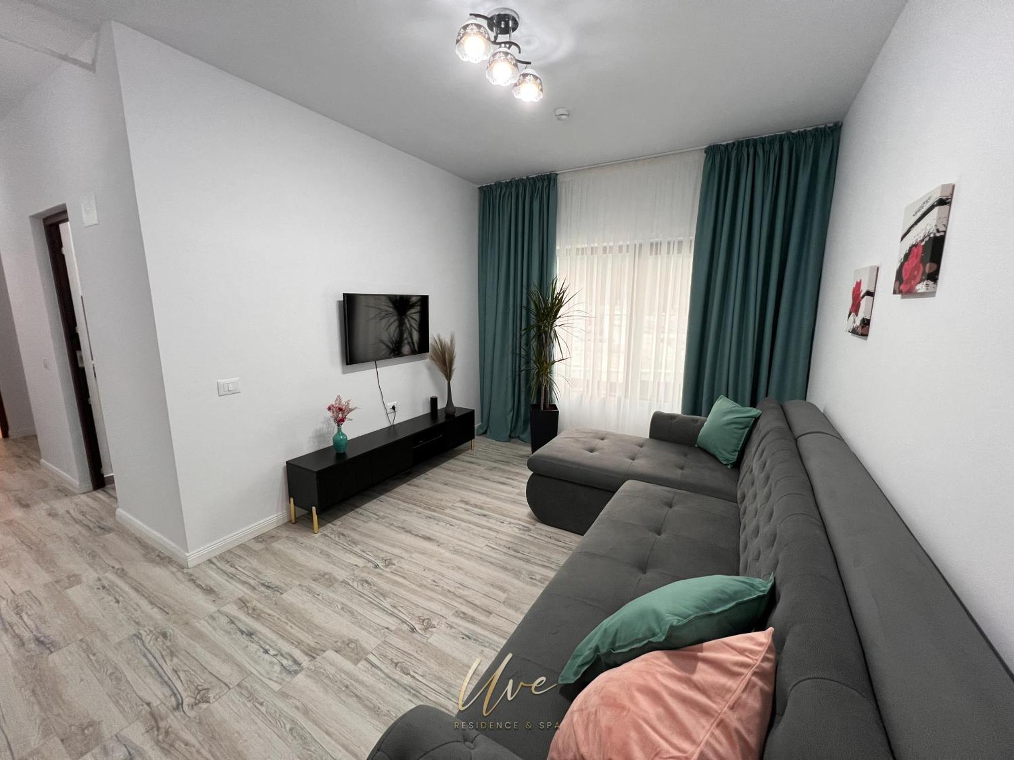 Uve Residence & Spa Piatra Neamt Exterior photo