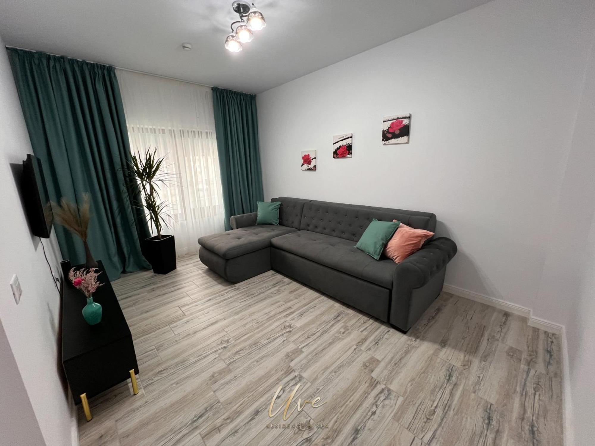 Uve Residence & Spa Piatra Neamt Exterior photo
